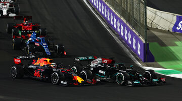 «Не Формула 1, а прокатный картинг!». Жак Вильнёв критикует Хэмилтона и Ферстаппена