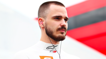 Александр Смоляр остался в Формуле 3 и перешёл в другую команду