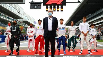 Непривитых гонщиков Формулы 1 не допустят к участию в 2022 году