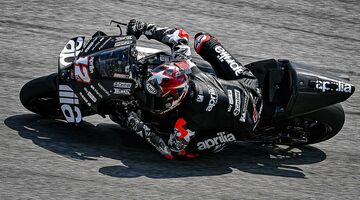 Пилоты Aprilia – лидеры первого дня предсезонных тестов MotoGP в Сепанге