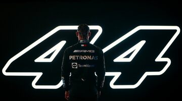 Mercedes косвенно подтвердила участие Льюиса Хэмилтона в сезоне-2022