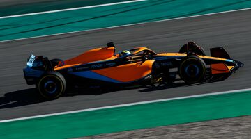 Новая машина McLaren дебютировала на трассе. Видео