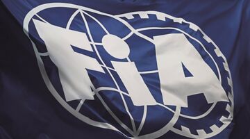 FIA предупредила страны, запрещающие участие российским гонщикам