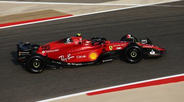 Карлос Сайнс лидирует по итогам второго дня предсезонных тестов Формулы 1 в Бахрейне