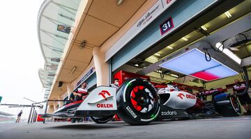 Начало трансляции заключительного дня тестов Формулы 1 в Бахрейне в 09:50 по мск