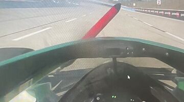 «Аэроскрин» спас гонщика IndyCar от удара куском подвески по голове. Фото