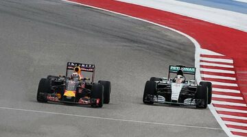 Даниэль Риккардо: Red Bull могла выиграть несколько гонок в сезоне-2015 с мотором Mercedes
