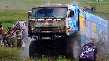 Гонщики «КАМАЗ-Мастер»: Стояли, помогали экипажам Peugeot