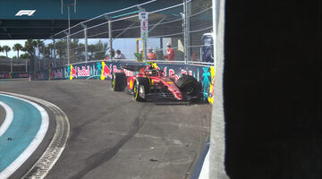 Карлос Сайнс извинился перед механиками Ferrari за аварию