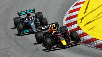 Хельмут Марко назвал преимущество Mercedes над Red Bull Racing и Ferrari