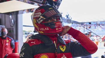 Карлос Сайнс и Ferrari разошлись во мнениях во время Гран При Франции