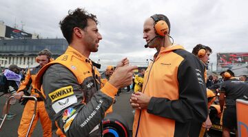 Источник: McLaren не объявит о контракте с Пиастри, пока не найдёт место Риккардо