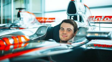 Пато О’Уорд: От McLaren мне нужны пятничные тренировки, а не бесполезные тесты