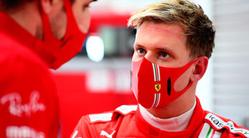 Источник: Ferrari решила расстаться с Миком Шумахером