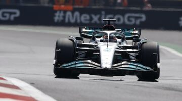 Пилоты Mercedes задают темп в финальной тренировке Гран При Мексики