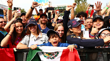 FIA обеспокоена наплывом болельщиков в паддоке в Мехико
