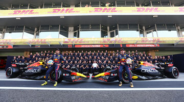 Red Bull Racing: У Ферстапппена не было времени пропустить Переса