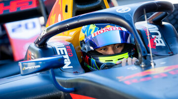 Юниор Red Bull Иваса выиграл финальную квалификацию сезона в Формуле 2