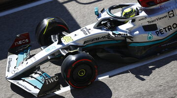 FIA запретила переднее антикрыло Mercedes. Фото