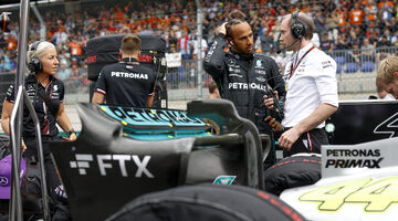 Льюис Хэмилтон: Сезон-2022 был самым сложным для Mercedes — люди в команде плакали