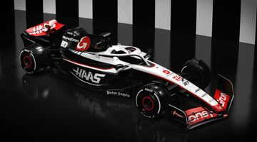 Команда Haas показала ливрею для машины 2023 года в новом цвете