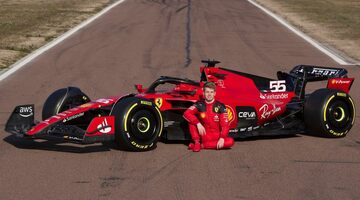 Роберт Шварцман выложил фотографию с новой машиной Ferrari