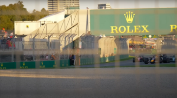 Промоутер Гран При Австралии: Вторжение болельщиков на трассу могло закончиться катастрофой