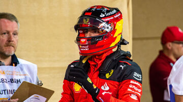 «Критика – не то, что нам нужно». Карлос Сайнс призвал болельщиков поддержать Ferrari