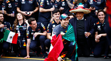 Отец Переса: Серхио давно стал бы чемпионом Формулы 1, если...
