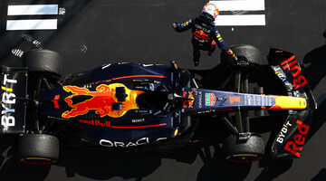 Red Bull Racing установила рекорд Формулы 1 по количеству побед подряд