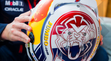 Макс Ферстаппен показал особый шлем для домашнего Гран При Нидерландов