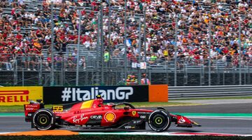Карлос Сайнс: Кажется, машина Ferrari снова обрела скорость
