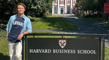 Ник де Врис стал студентом Гарварда