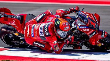 Франческо Баньяя выиграл Гран При Индонезии MotoGP с 13-го места