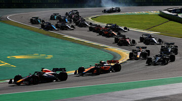 Стартовая решетка основной гонки Формулы 1 в Бразилии. Начало в 20:00 по мск