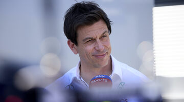 Команда Mercedes нашла причину провала на Гран При Бразилии