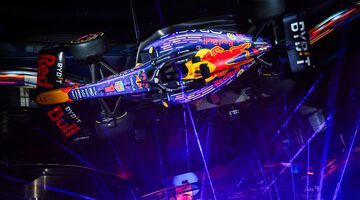 Red Bull представил фиолетовый болид для Гран При Лас-Вегаса