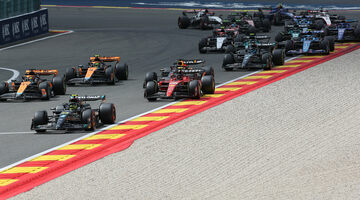 Питер Уиндзор рассказал, что мешает Mercedes и Ferrari догнать Red Bull
