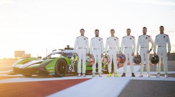 Lamborghini назвала напарников Квята по экипажу FIA WEC