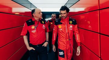 Карлос Сайнс назвал главную проблему Ferrari – и это не тактика