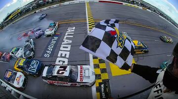 Netflix представил трейлер сериала о плей-офф NASCAR Cup Series