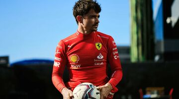 Шарль Леклер: Надеюсь, в гонке Ferrari бросит вызов Red Bull