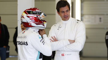 «Вольф сделал выбор, гонщиком Mercedes в 2025-м будет…» – Уилл Бакстон