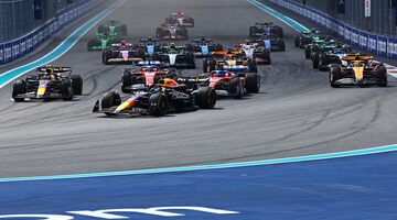 FIA обеспокоена сходством ливрей болидов Формулы 1