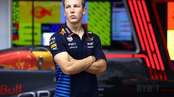 Источник: Лиам Лоусон не впечатлил Red Bull во время тестов RB20