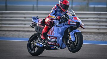 Льюис Хэмилтон заинтересовался ещё одной командой MotoGP