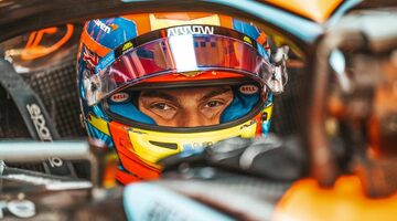 Оскар Пиастри подписал новый многолетний контракт с McLaren