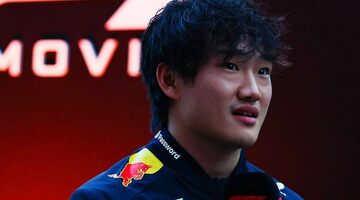 Команда Red Bull не успела полностью восстановить машину Юки Цуноды