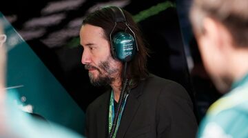Киану Ривз участвует в съёмках нового документального сериала про Ф1