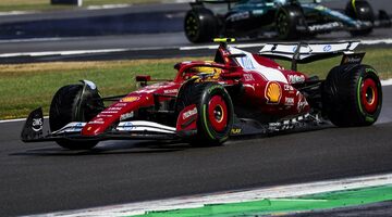 «Слушайте Хэмилтона!» Итальянские СМИ призвали Ferrari изменить подход к работе